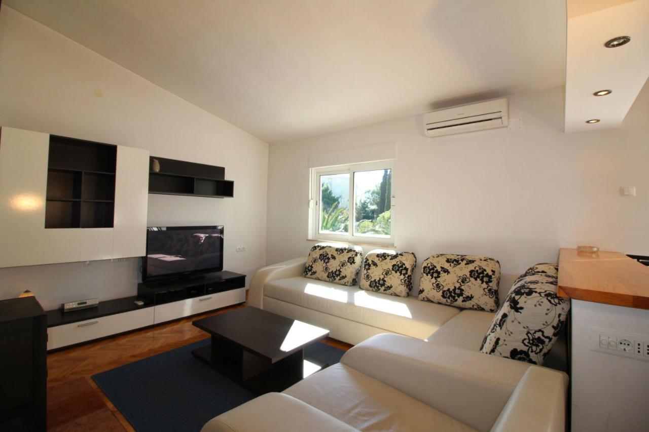 Apartment City Centre Free Parking 1&2 Floor Makarska Bagian luar foto