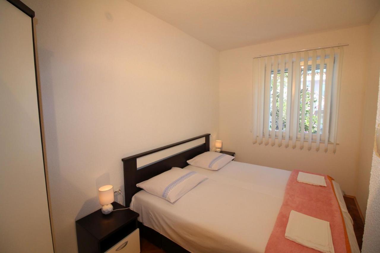 Apartment City Centre Free Parking 1&2 Floor Makarska Bagian luar foto