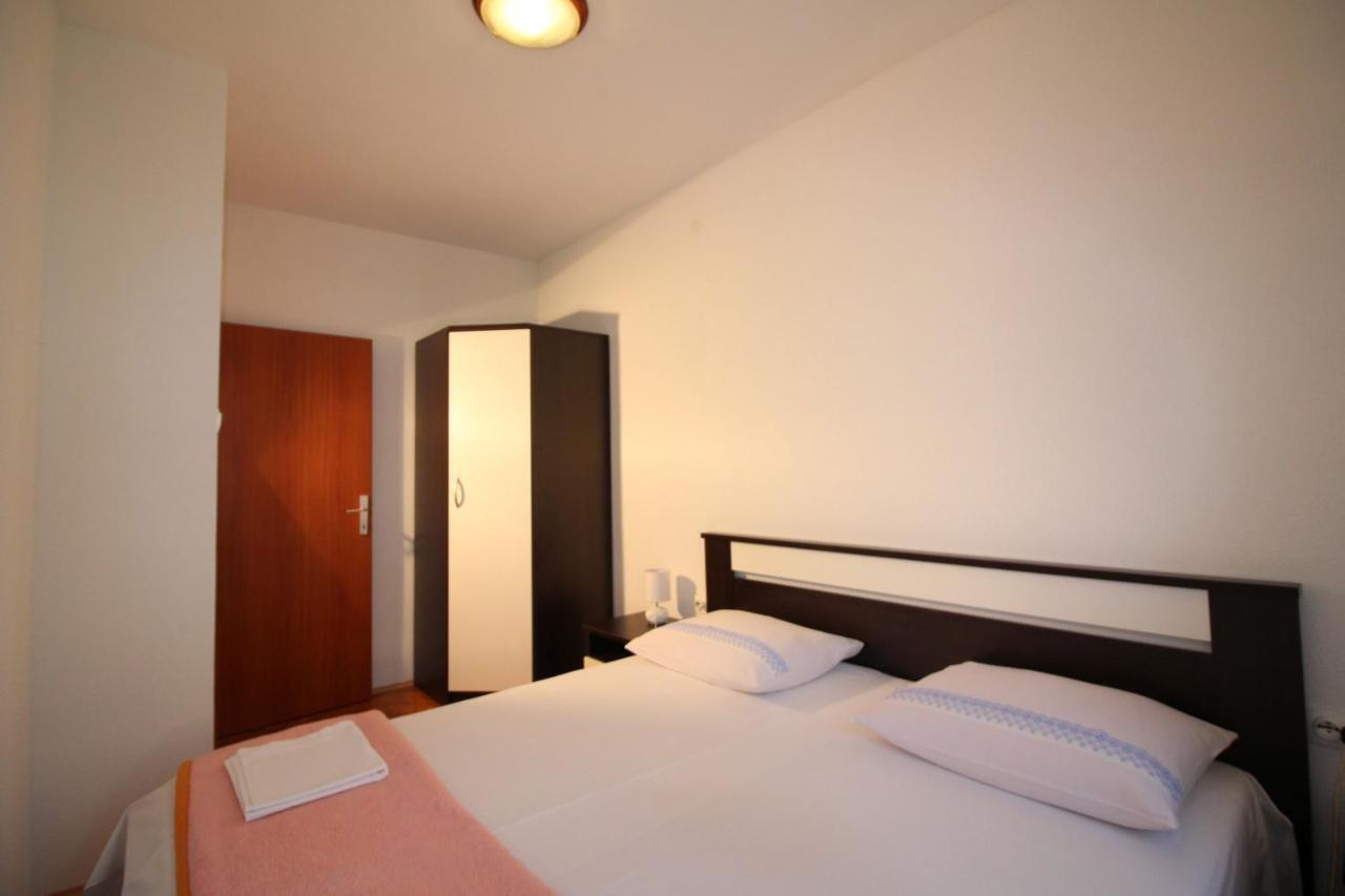 Apartment City Centre Free Parking 1&2 Floor Makarska Bagian luar foto